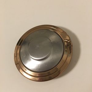 BECCA HIGHLIGHT BRAND NEW